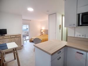 Appartement Studio Lamalou-les-Bains, 1 pièce, 2 personnes - FR-1-451-61 RÃ©sidence Maguejea - Studio NÂ°1 - 13 Rue Paul Cere - 34240 Lamalou-les-Bains Languedoc-Roussillon