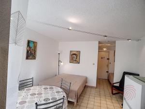 Studio Lamalou-les-Bains, 1 pièce, 2 personnes - FR-1-451-87