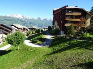 Appartement Studio Landry-Vallandry, 1 pièce, 4 personnes - FR-1-411-115 En centre station et proche des pistes 73210 Landry Rhône-Alpes