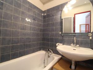 Studio Lanslevillard, 1 pièce, 4 personnes - FR-1-508-206