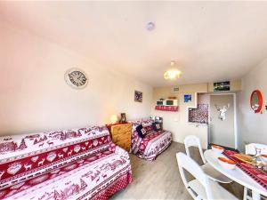 Studio Le Corbier, 1 pièce, 4 personnes - FR-1-267-217