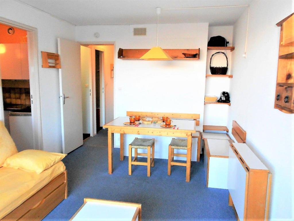 Appartement Studio Le Corbier, 1 pièce, 5 personnes - FR-1-267-203 Résidence Pénix/Pégase 73300 Villarembert