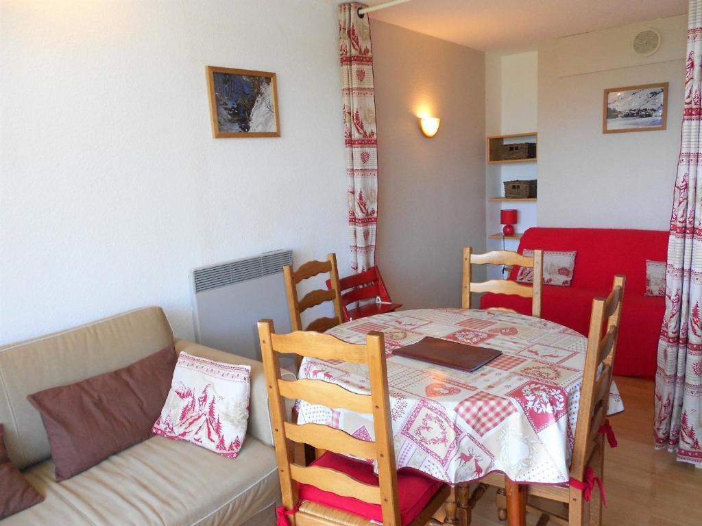 Appartement Studio Le Corbier, 1 pièce, 5 personnes - FR-1-267-216 Résidence Pégase/Phénix 73300 Villarembert