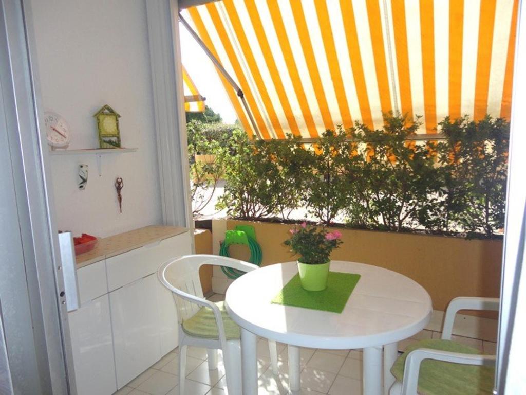 Studio Le Grau-du-Roi, 1 pièce, 4 personnes - FR-1-307-116 368 Avenue Jean Jaures - Les Voiles D'Or-Génois B-N°229 Rdc -, 30240 Le Grau-du-Roi