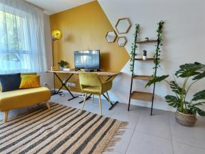 Appartement Studio LE JUNGLE - ROISSY CDG - Parc Astérix - PARIS 18 Bis Rue de Lampezard 77230 Moussy-le-Neuf Île-de-France