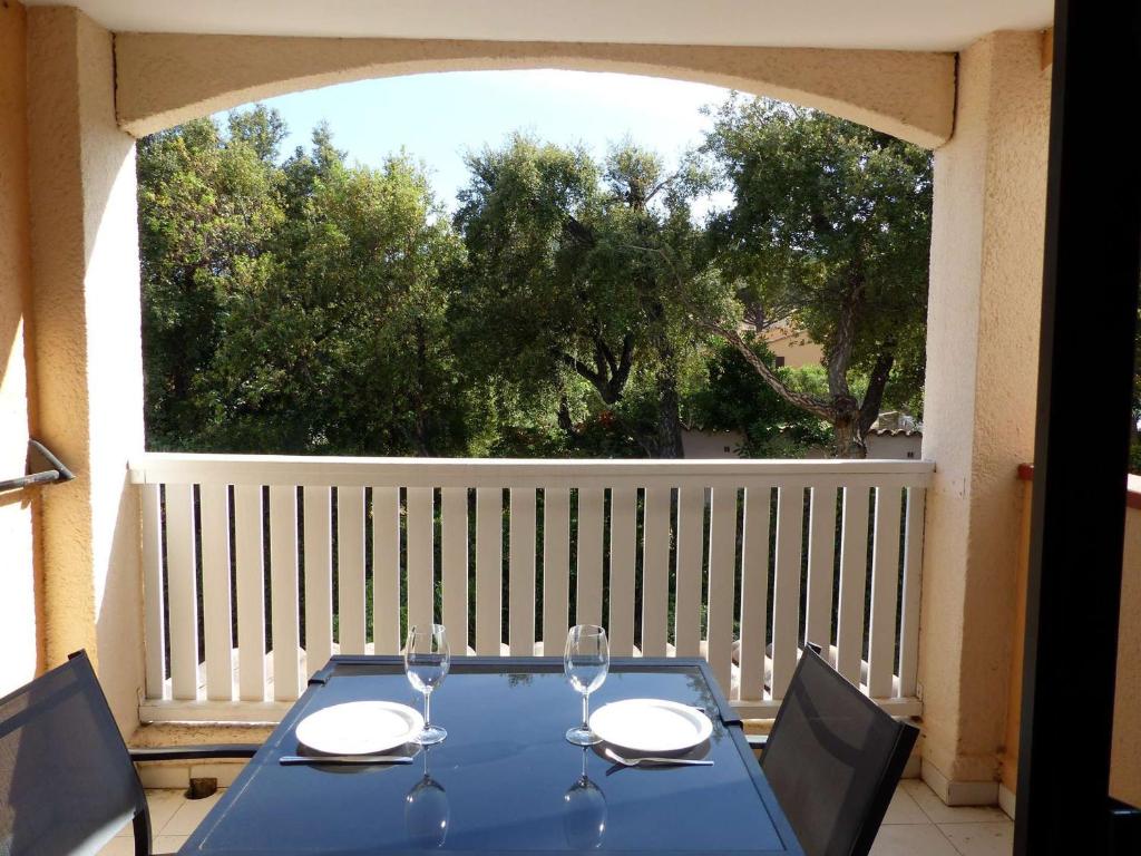 Appartement Studio Le Lavandou, 1 pièce, 4 personnes - FR-1-308-152 N°1970 Avenue du Cap Nègre Immeuble SAFRANE - Apt N°3102 - Bât C1 - 1ER 83980 Le Lavandou