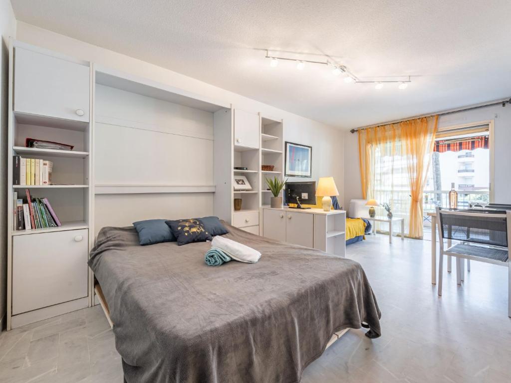 Appartement Studio Le Mercure  06400 Cannes