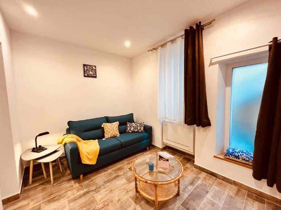 Appartement Studio/ Le Nîmois 15 Rue des Marchands 30000 Nîmes