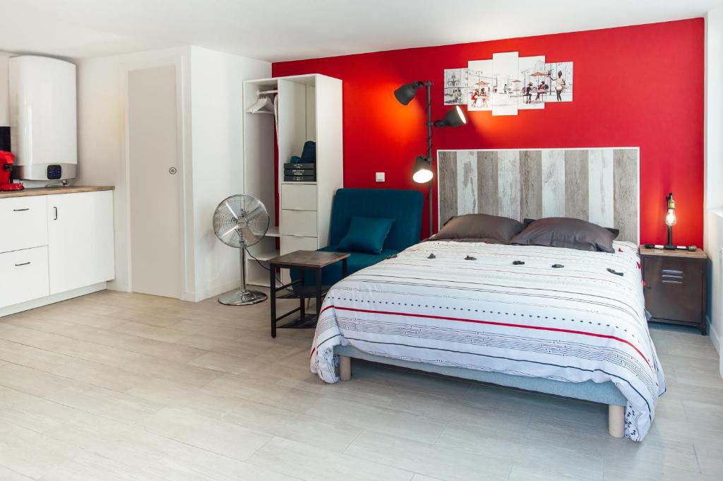 Appartement Studio Le Perreux proche Paris et Disneyland 201 Avenue du 8 Mai 1945 94170 Le Perreux-Sur-Marne