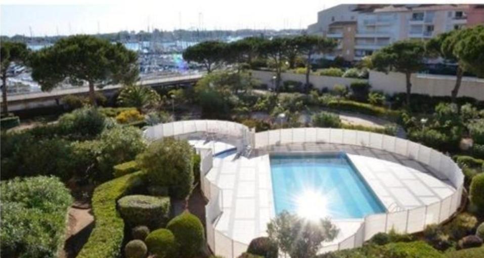Appartement Studio Le Pharo, plage, piscine, centre port 5 Impasse du Globe 34300 Le Cap d\'Agde