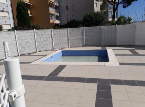 Studio Le Pharo, plage, piscine, centre port