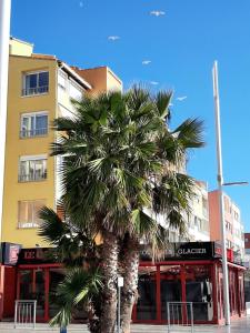 Studio Le Pharo, plage, piscine, centre port