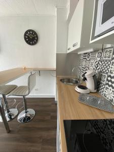 Studio Le Pharo Résidence avec piscine