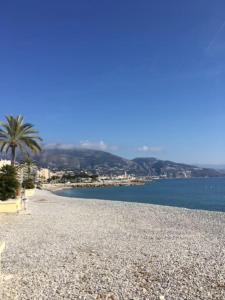 Appartement Studio Le prieuré Carnoles Avenue François de Monleon 06190 Roquebrune-Cap-Martin Provence-Alpes-Côte d\'Azur