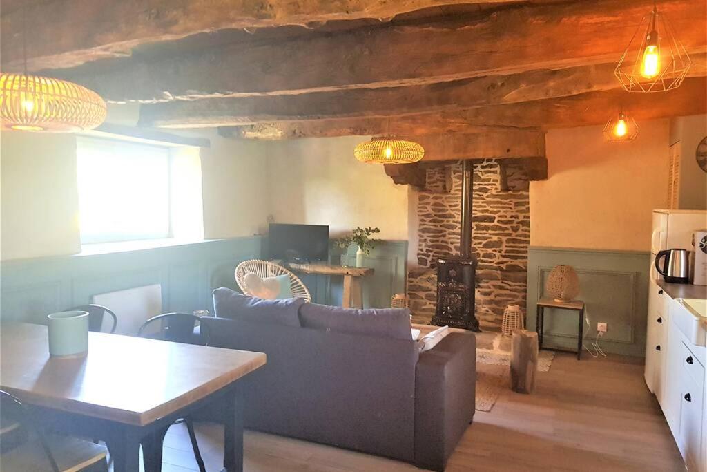 Studio le Sauze avec vue sur la Vallée 04400 Enchastrayes