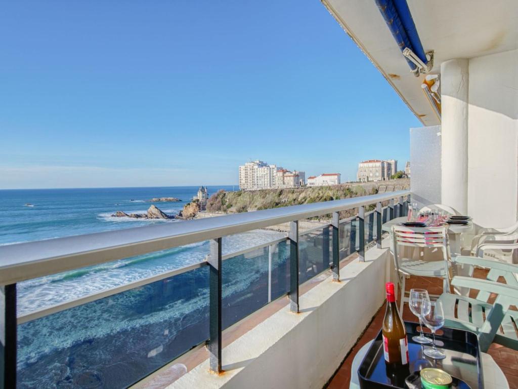 Appartement Studio Le Sunset  64200 Biarritz