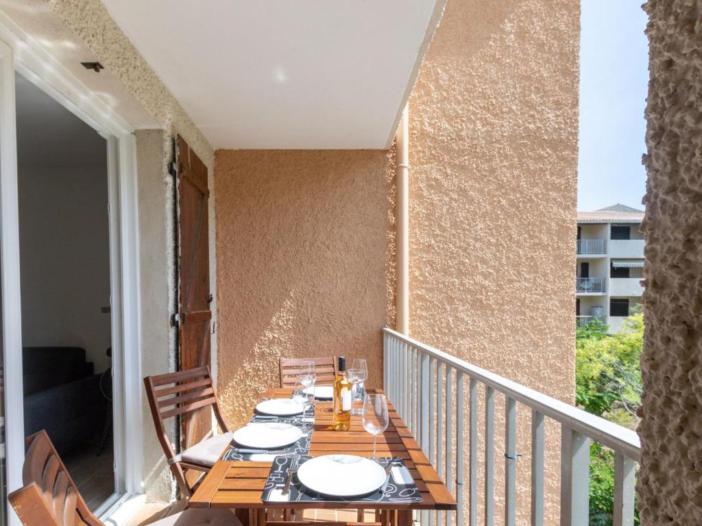 Appartement Studio Les Aigues Marines-63  83270 Saint-Cyr-sur-Mer