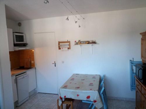 Studio Les Angles, 2 pièces, 4 personnes - FR-1-593-62