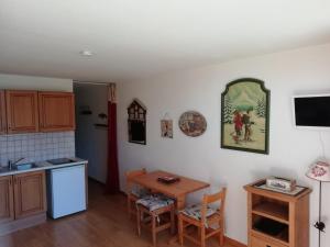 Studio Les Arcs 1600, 1 pièce, 2 personnes - FR-1-411-696