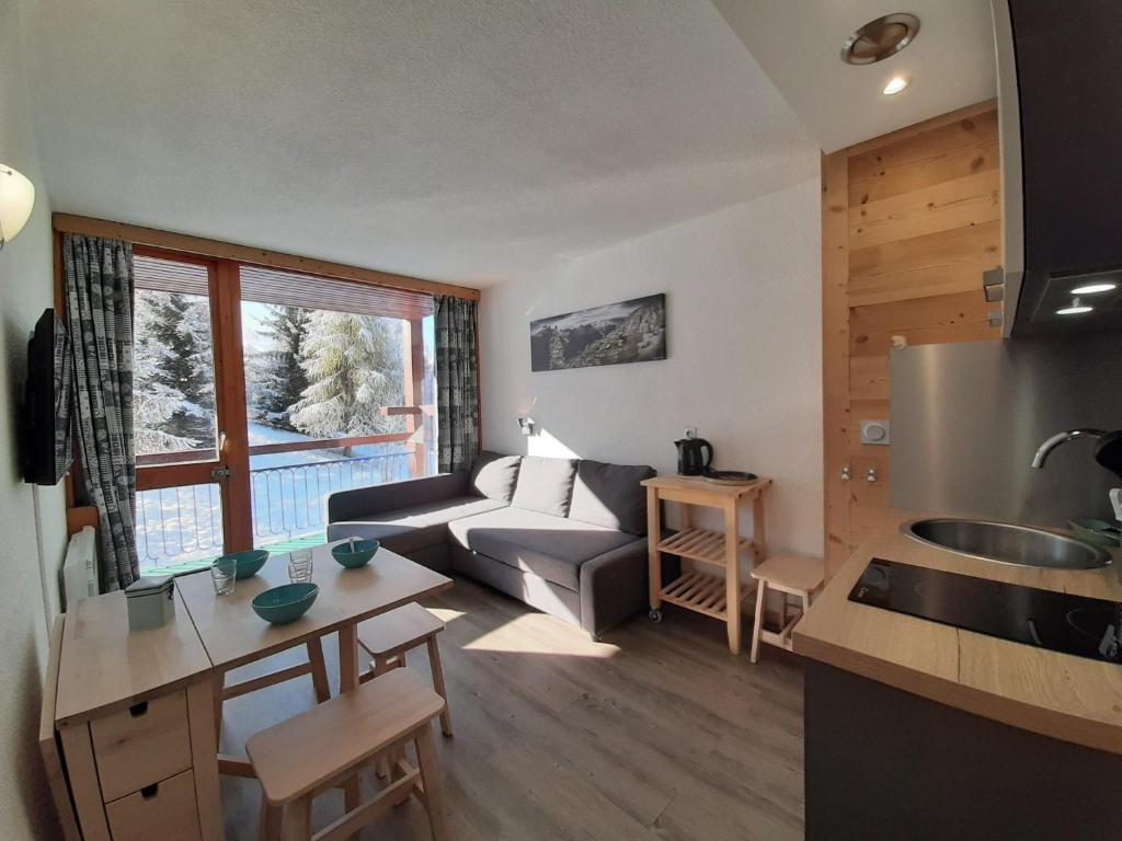 Appartement Studio Les Arcs 1800, 1 pièce, 4 personnes - FR-1-346-387 Résidence Grand Arbois Place haute des Villards Village des Villards - Arc 1800 73700 Arc 1800