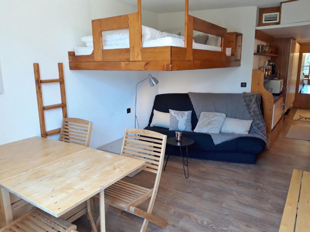 Appartement Studio Les Arcs 1800, 1 pièce, 4 personnes - FR-1-346-391 Résidence Miravidi Village du Charvet - Arc 1800 73700 Arc 1800