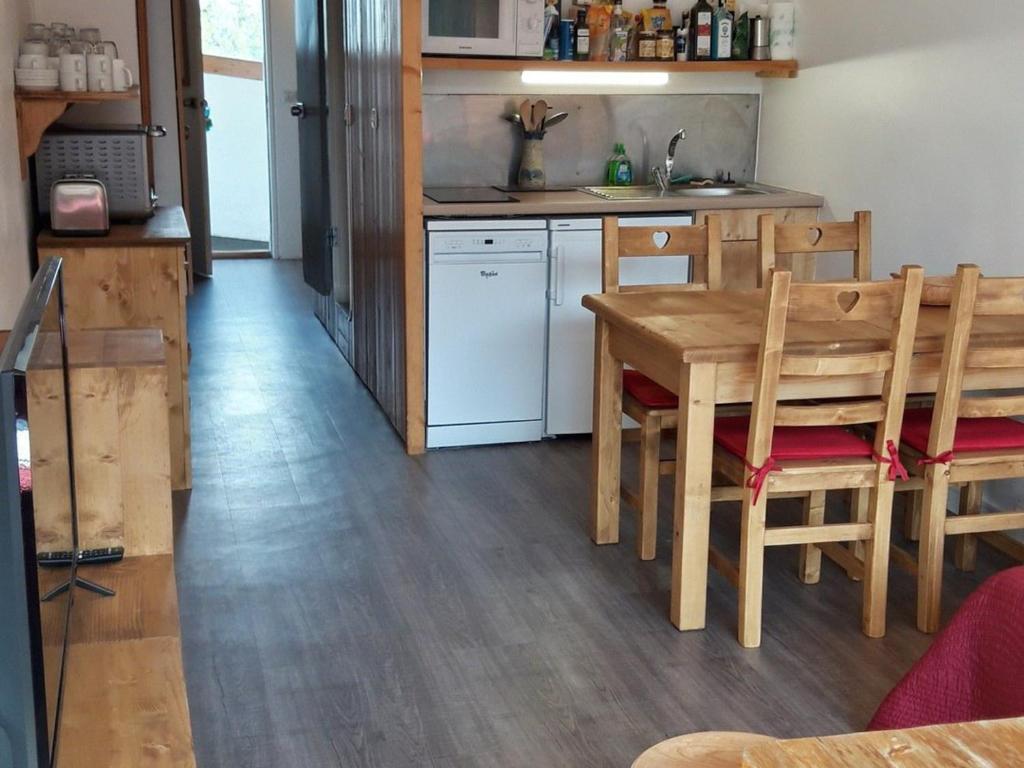 Appartement Studio Les Arcs 1800, 1 pièce, 5 personnes - FR-1-346-388 Résidence Lauzières Village du Charvet - Arc 1800 73700 Arc 1800