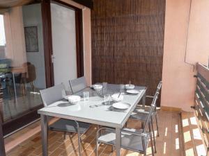 Appartement Studio Les Caroubiers-1  83370 Saint-Aygulf Provence-Alpes-Côte d\'Azur