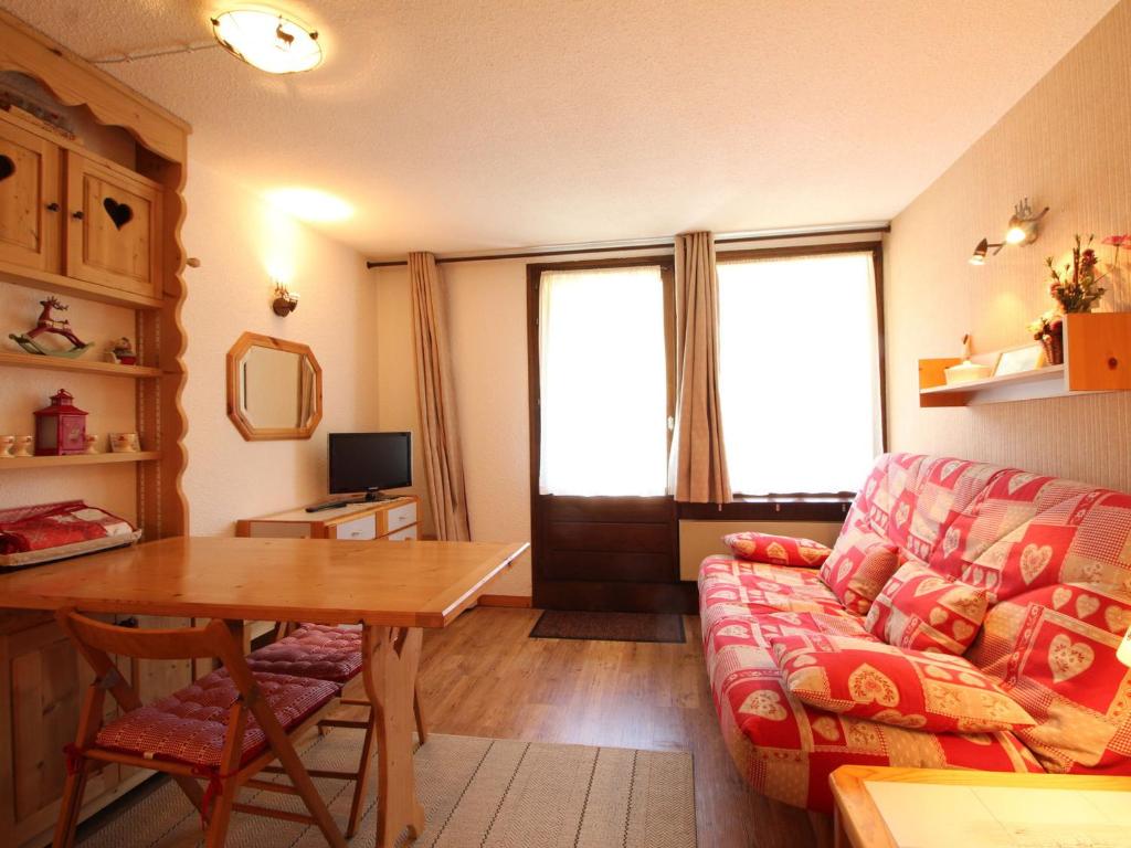 Appartement Studio Les Carroz d'Arâches, 1 pièce, 4 personnes - FR-1-572-61 425 Route du val renand 74300 Arâches-la-Frasse