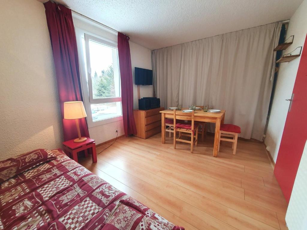 Appartement Studio Les Deux Alpes, 1 pièce, 4 personnes - FR-1-348-195 9 Route du Champamé 38860 Les Deux Alpes