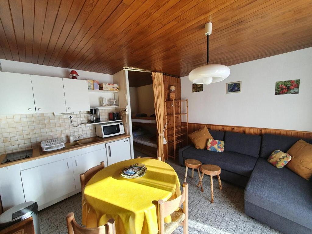 Studio Les Deux Alpes, 1 pièce, 4 personnes - FR-1-348-203 rue de l'Oisans, 38860 Les Deux Alpes