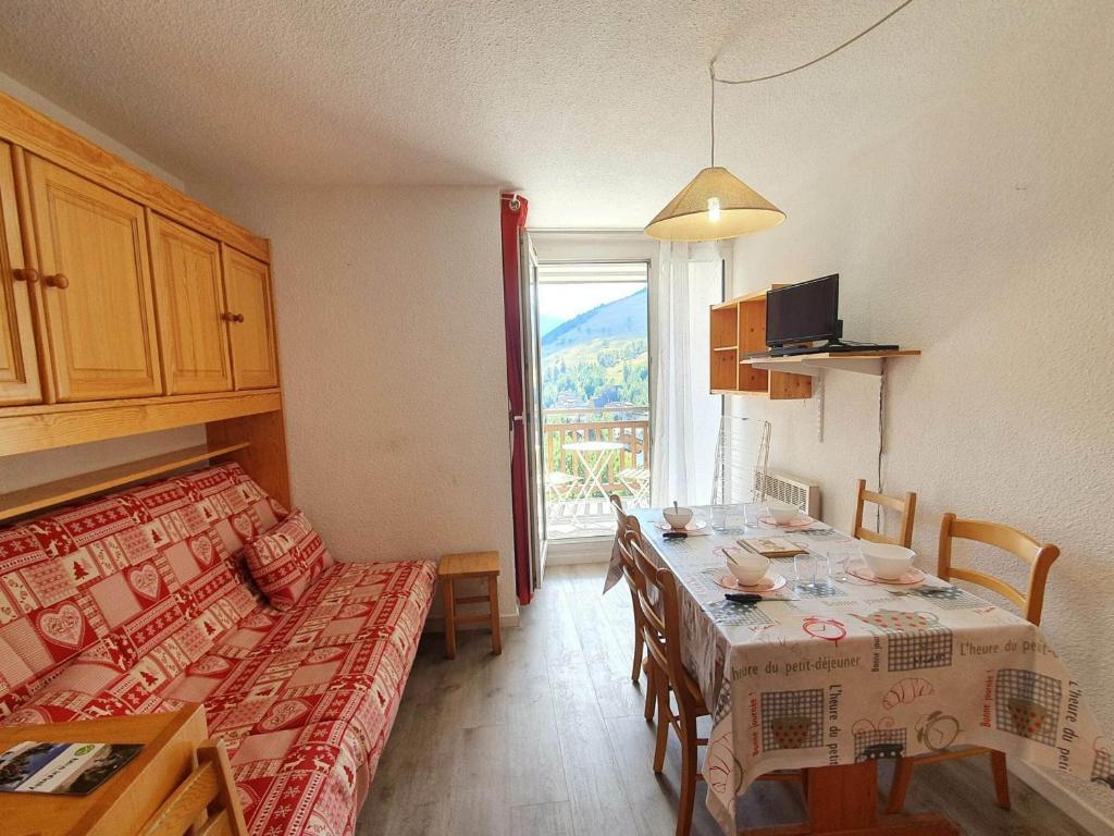 Appartement Studio Les Deux Alpes, 1 pièce, 4 personnes - FR-1-348-231 Hameau de La Meije Le village 1800 38860 Les Deux Alpes