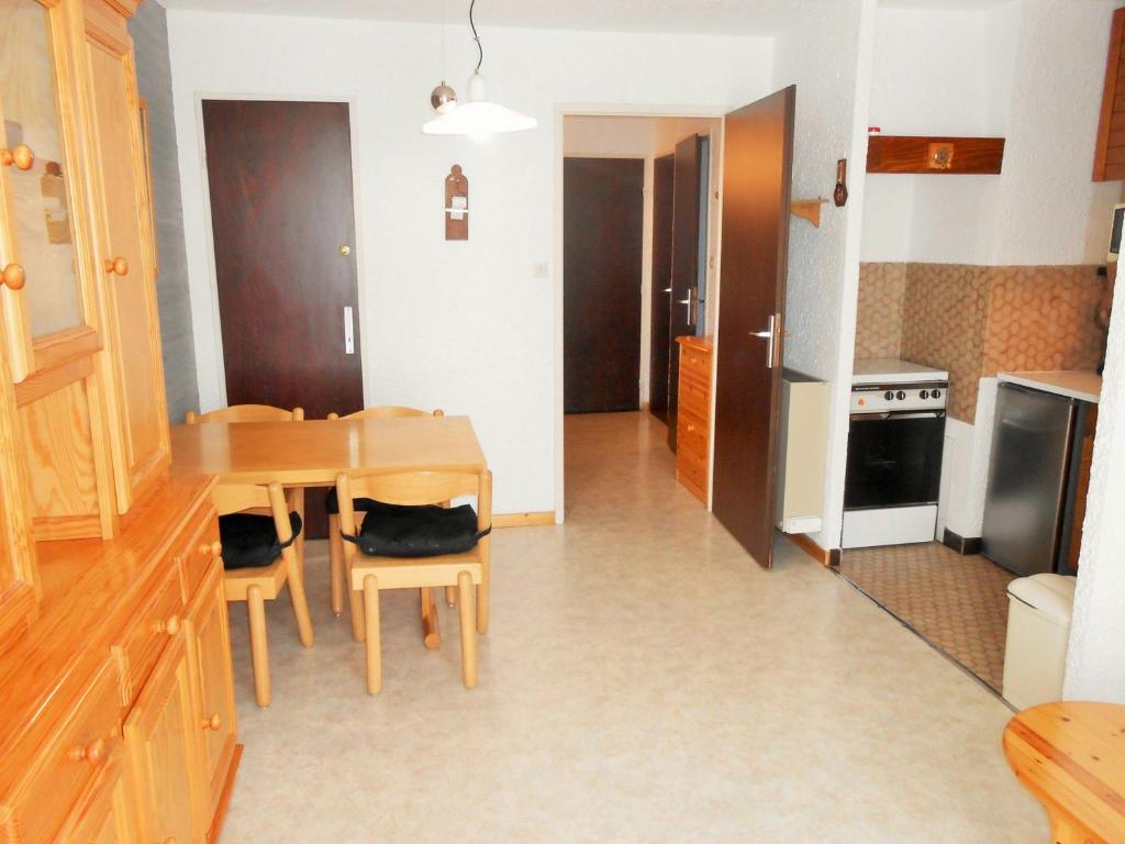 Studio Les Deux Alpes, 1 pièce, 4 personnes - FR-1-516-111 rue des côtes Brunes, 38860 Les Deux Alpes