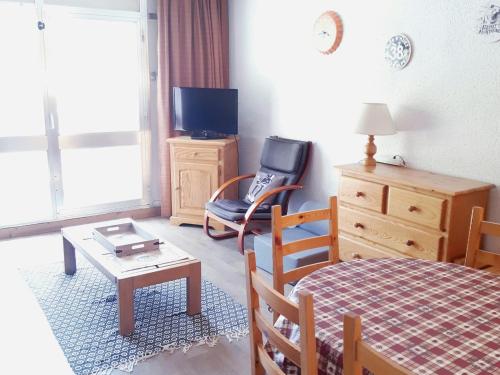 Studio Les Deux Alpes, 1 pièce, 6 personnes - FR-1-516-38