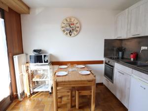 Appartement Studio Les Gets, 1 pièce, 4 personnes - FR-1-623-221 245 route du Rocher Lieu-Dit La Croisette 74260 Les Gets Rhône-Alpes