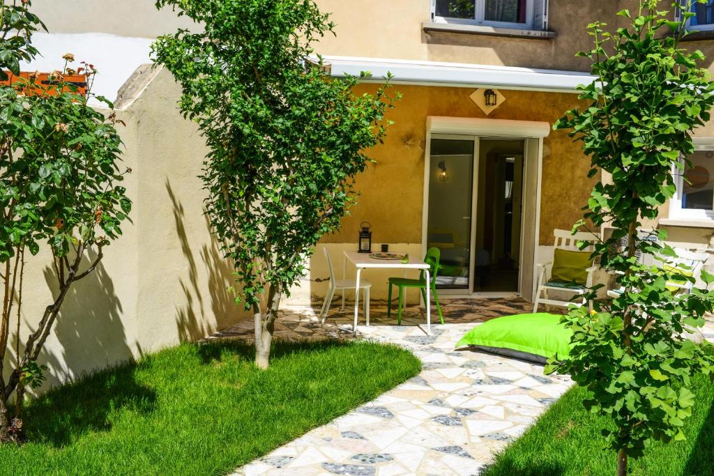 Studio les Hortensias 20 Boulevard de la Liberté, 84000 Avignon