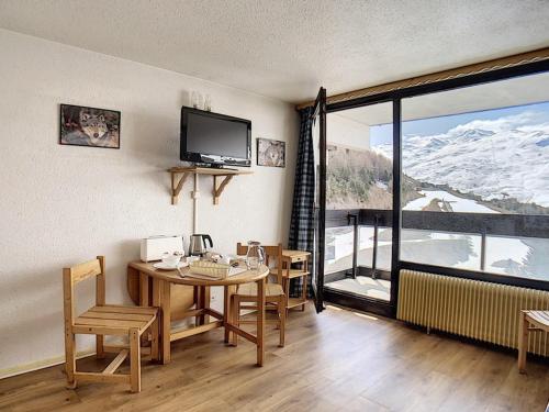 Studio Les Menuires, 1 pièce, 2 personnes - FR-1-344-1046