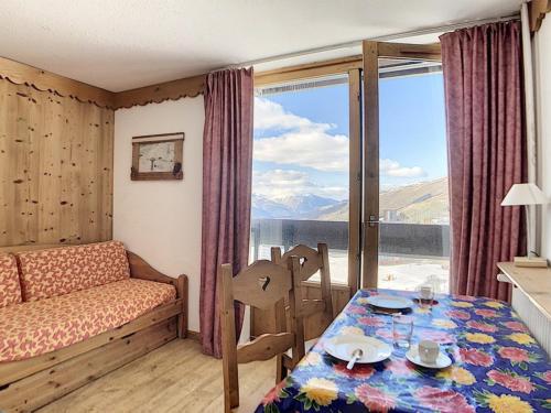 Studio Les Menuires, 1 pièce, 2 personnes - FR-1-344-993