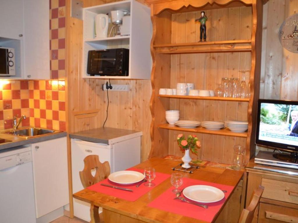 Studio Les Menuires, 1 pièce, 2 personnes - FR-1-452-11 Brelin -  - Brelin, 73440 Les Menuires