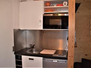 Studio Les Menuires, 1 pièce, 2 personnes - FR-1-452-144