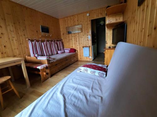 Studio Les Menuires, 1 pièce, 2 personnes - FR-1-452-269