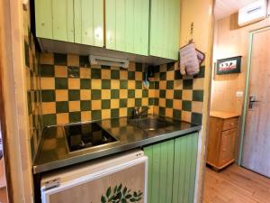 Studio Les Menuires, 1 pièce, 2 personnes - FR-1-452-269