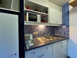 Studio Les Menuires, 1 pièce, 2 personnes - FR-1-452-370