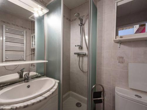 Studio Les Menuires, 1 pièce, 2 personnes - FR-1-574-12