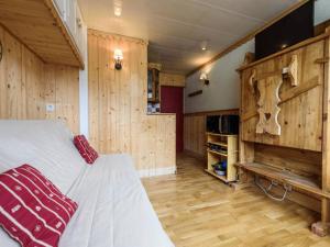 Studio Les Menuires, 1 pièce, 2 personnes - FR-1-574-12