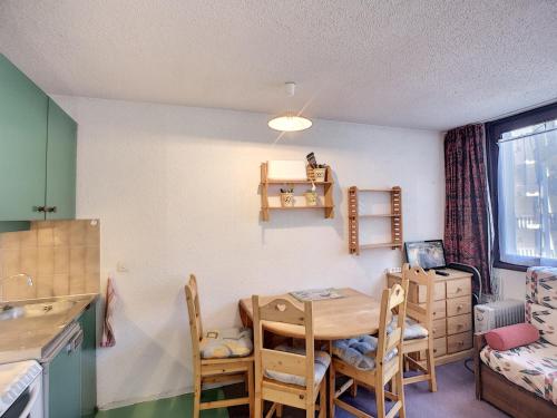 Studio Les Menuires, 1 pièce, 3 personnes - FR-1-178-321