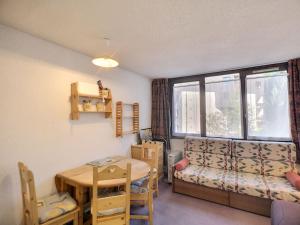 Studio Les Menuires, 1 pièce, 3 personnes - FR-1-178-321