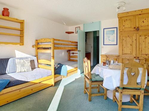 Studio Les Menuires, 1 pièce, 3 personnes - FR-1-344-1000