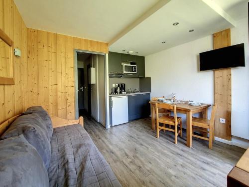 Studio Les Menuires, 1 pièce, 3 personnes - FR-1-344-901