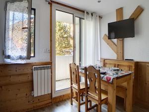 Studio Les Menuires, 1 pièce, 3 personnes - FR-1-344-909