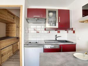 Studio Les Menuires, 1 pièce, 3 personnes - FR-1-344-926